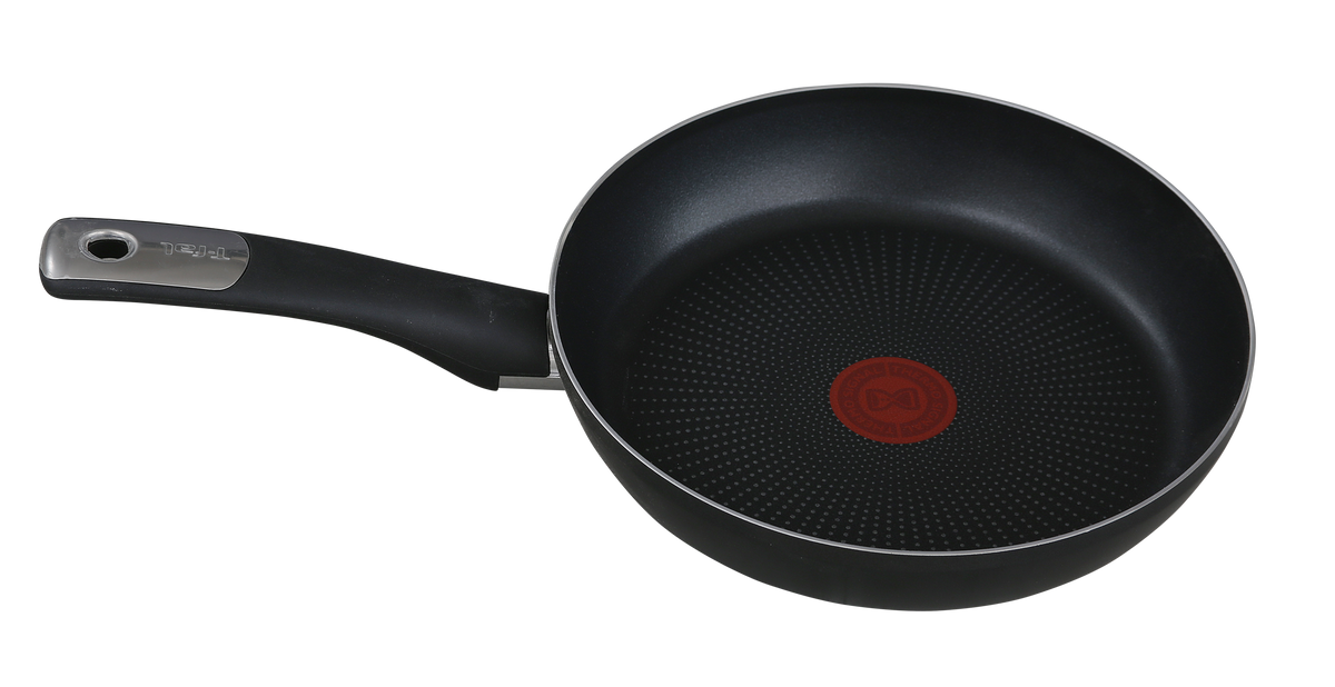 Sarten T-fal c3820482 hard titanium plus 24cm negro