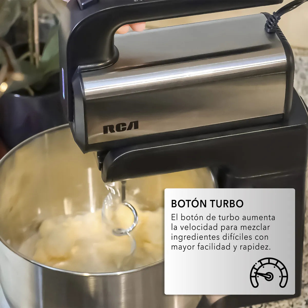 BATIDORA RCA RC-70 PEDESTAL 300W 5VEL 3LTS NEGRO